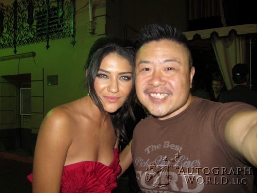 Jessica Szohr autograph