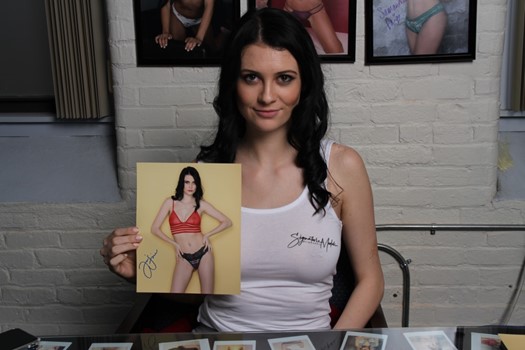 Jessi Fierce autograph