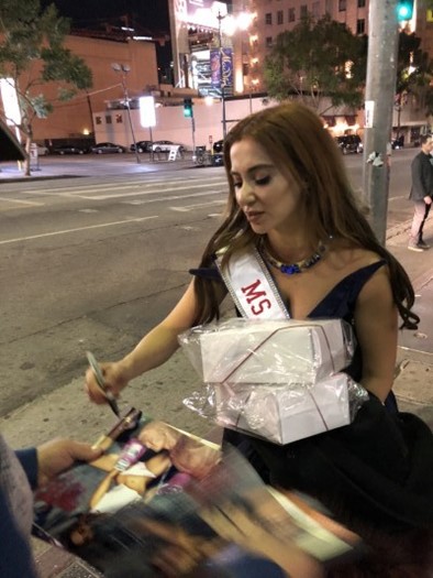 Jewell Negin autograph