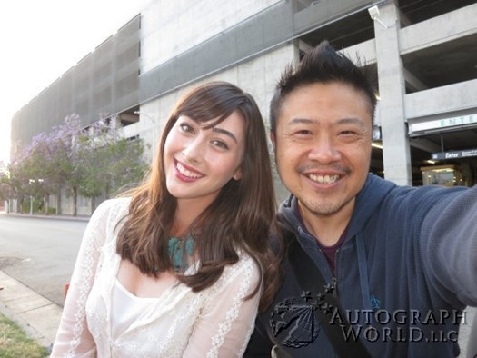 Jillian Morgese autograph