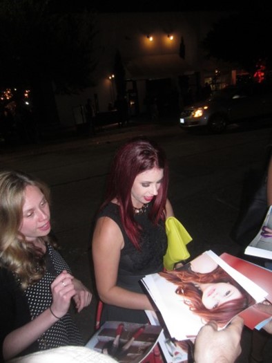 Jillian Rose Reed autograph