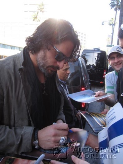 Joe Manganiello autograph