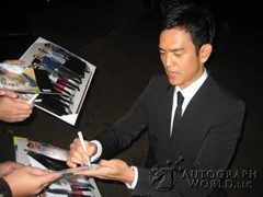signing photo