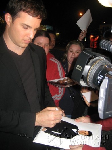 Jonathan Roberts autograph