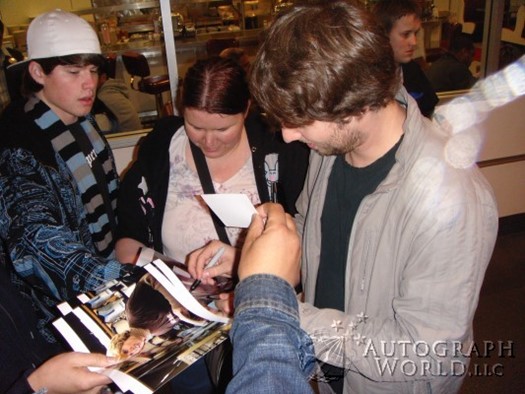 Jon Heder autograph