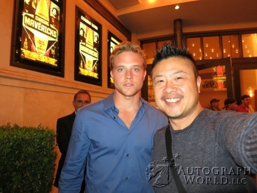 Jonny Weston autograph