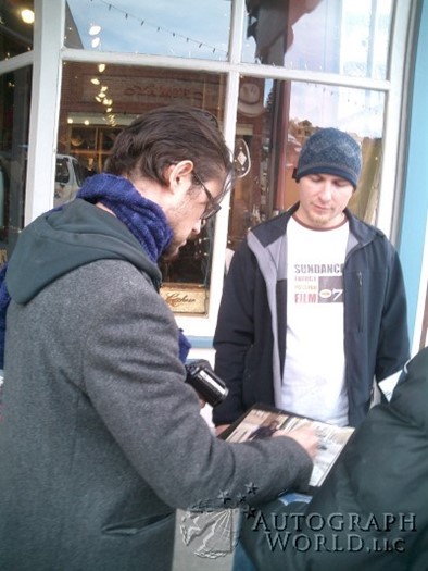 Joseph Gordon-Levitt autograph