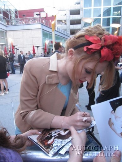 Josephine De La Baume autograph