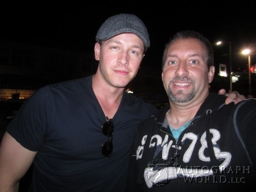 Josh Dallas autograph