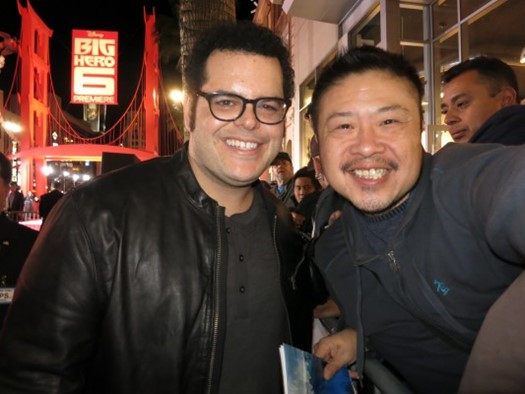 Josh Gad autograph