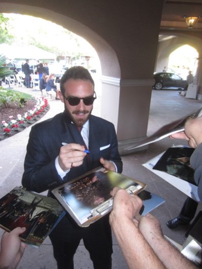 Joshua Sasse autograph