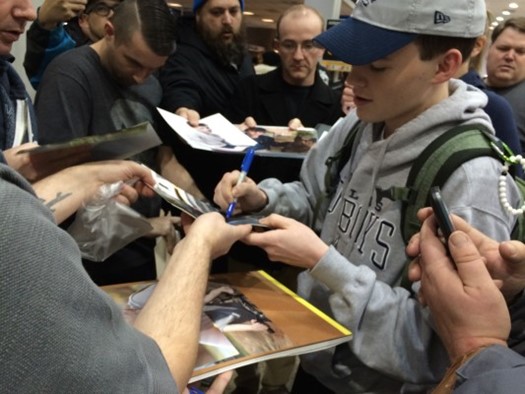 Josh Wiggins autograph