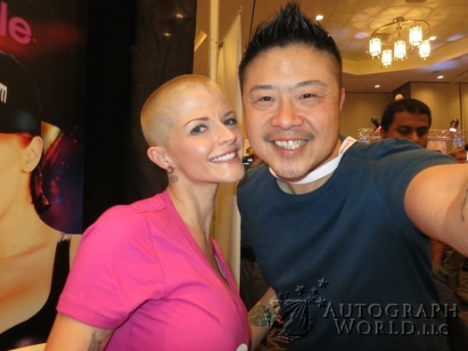 Joslyn James autograph