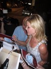 Julie Bowen signing proof