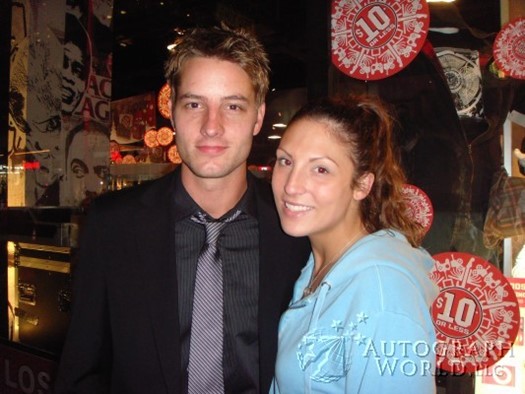 Justin Hartley autograph