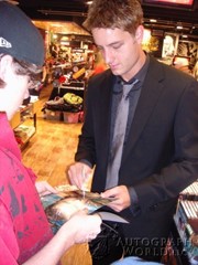 signing photo