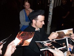signing photo