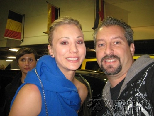 Kaley Cuoco autograph