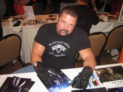 signing photo