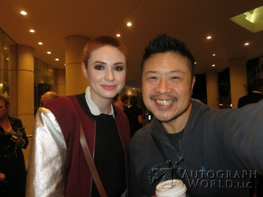 Karen Gillan autograph