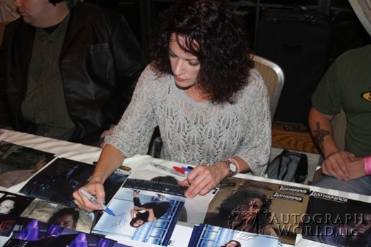 Kate Hodge autograph