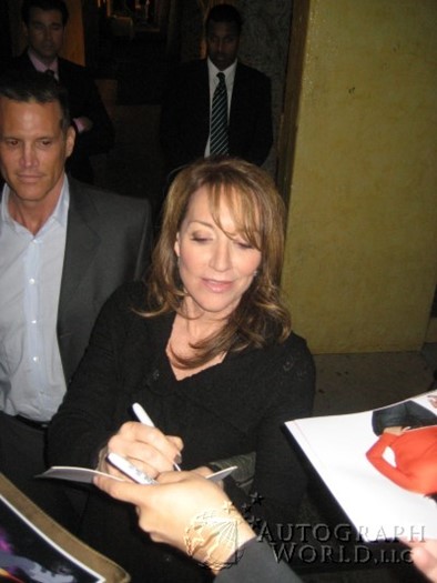 Katey Sagal autograph