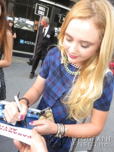 Kathryn Newton autograph