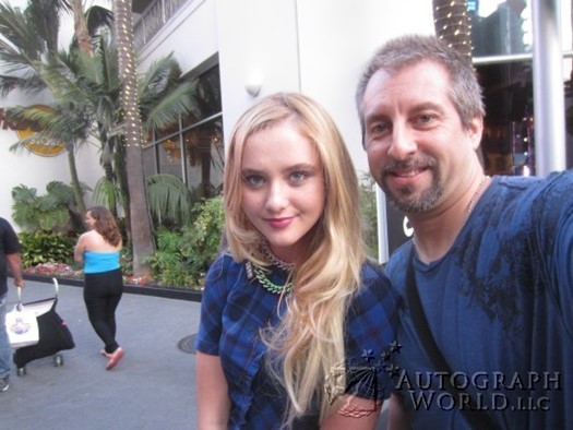 Kathryn Newton autograph