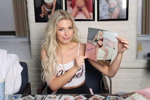 Katie Jean autograph