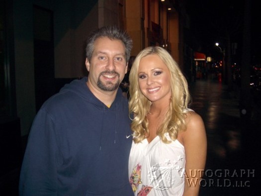 Katie Lohmann autograph