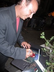 signing photo