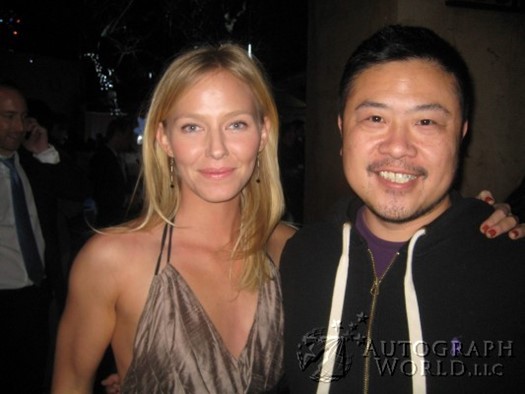 Kelli Giddish autograph