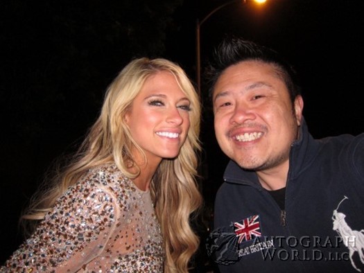 Kelly Kelly autograph