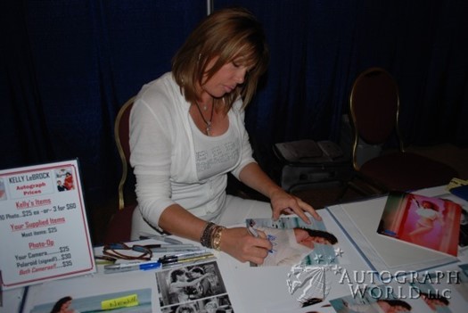 Kelly LeBrock autograph
