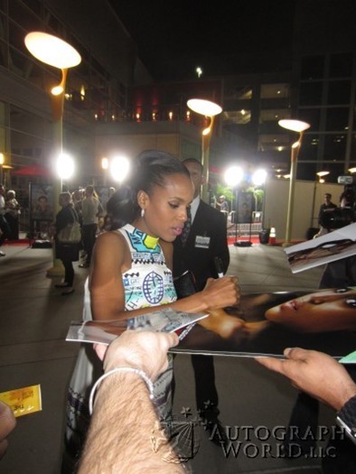 Kerry Washington autograph