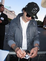 signing photo