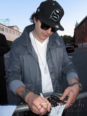 signing photo
