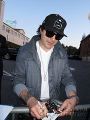 signing photo