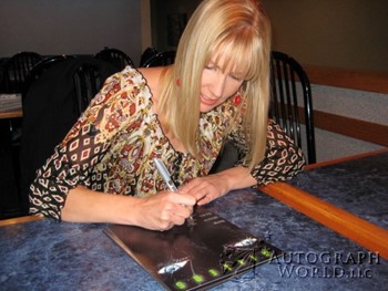 Kim Little autograph
