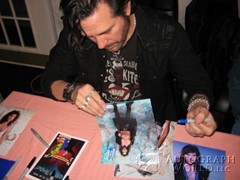 signing photo