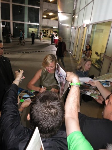 Kirsten Dunst autograph