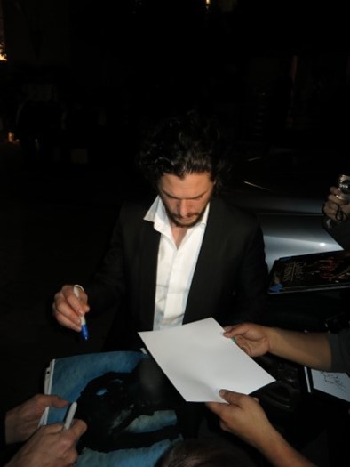 Kit Harrington autograph