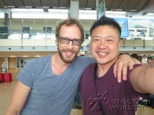 Kris Holden-Ried autograph