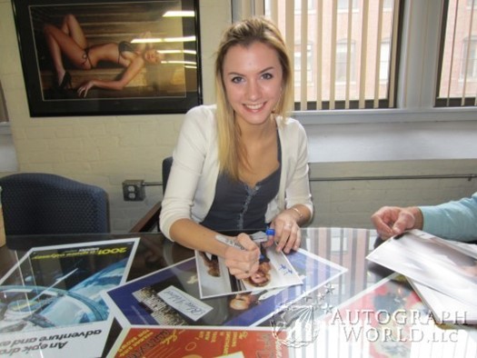 Kristina Ross autograph