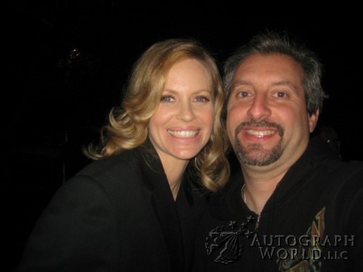 Kristin Bauer autograph