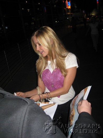 Kristin Cavallari autograph