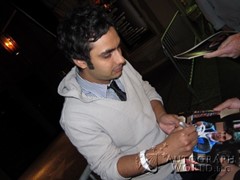 signing photo