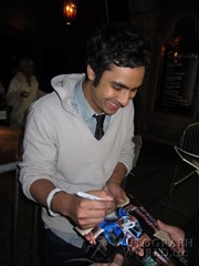 signing photo