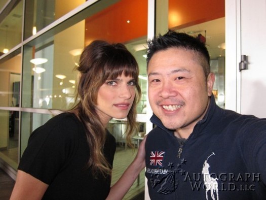 Lake Bell autograph