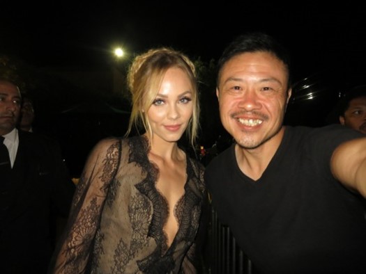 Laura Vandervoort autograph